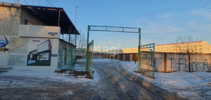 Гараж/парковка Клары Цеткин 39