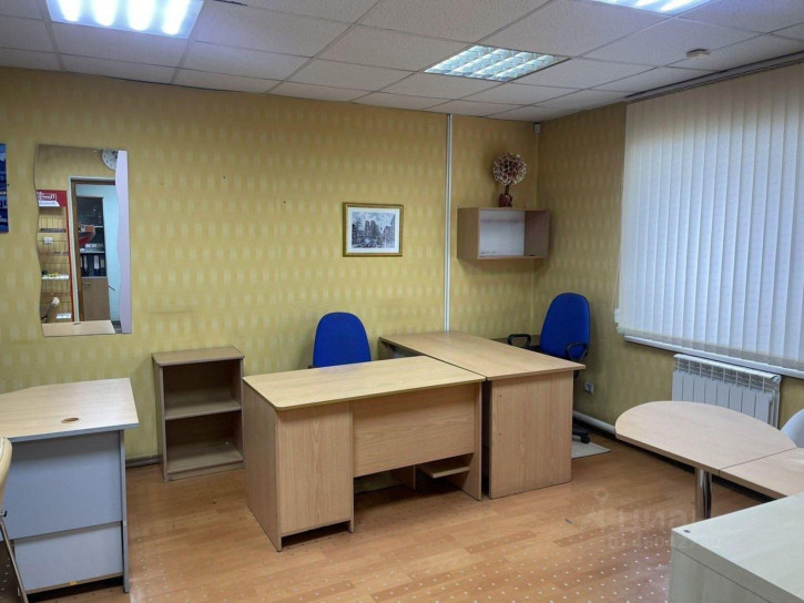 Склад Авторемонтная улица, 8/12,  д. 8/12
