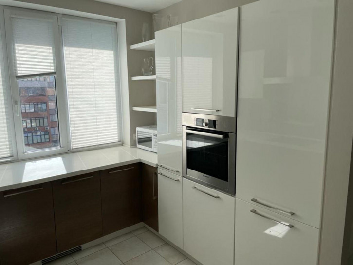 4-комн квартира Чапаевская, 205