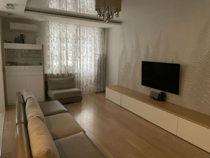 4-комн квартира Чапаевская, 205