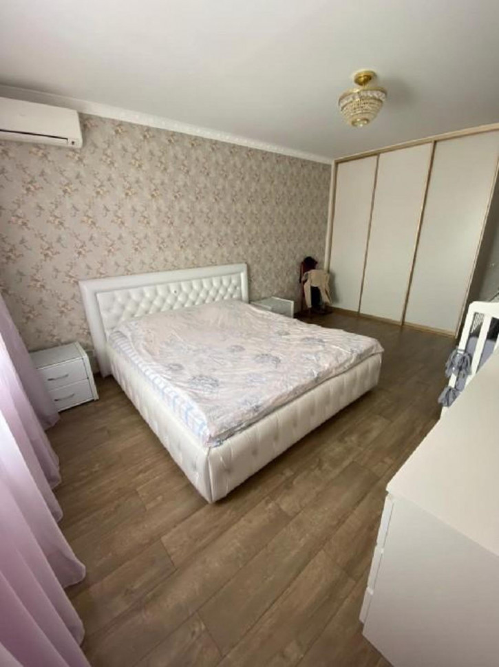 3-комн квартира Тимиpязева, 74