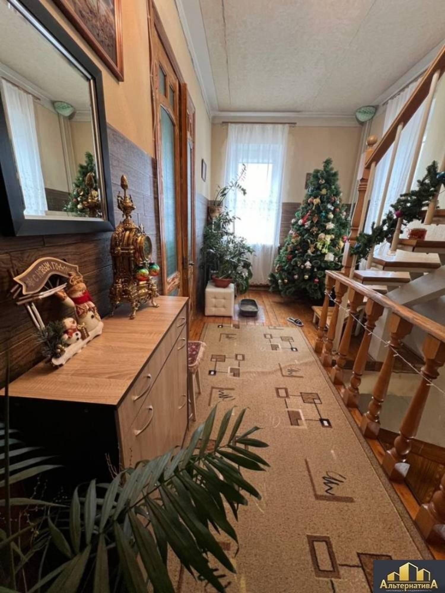 Купить дачу, дом, коттедж за 32 000 000 рублей на Кубанская ул.