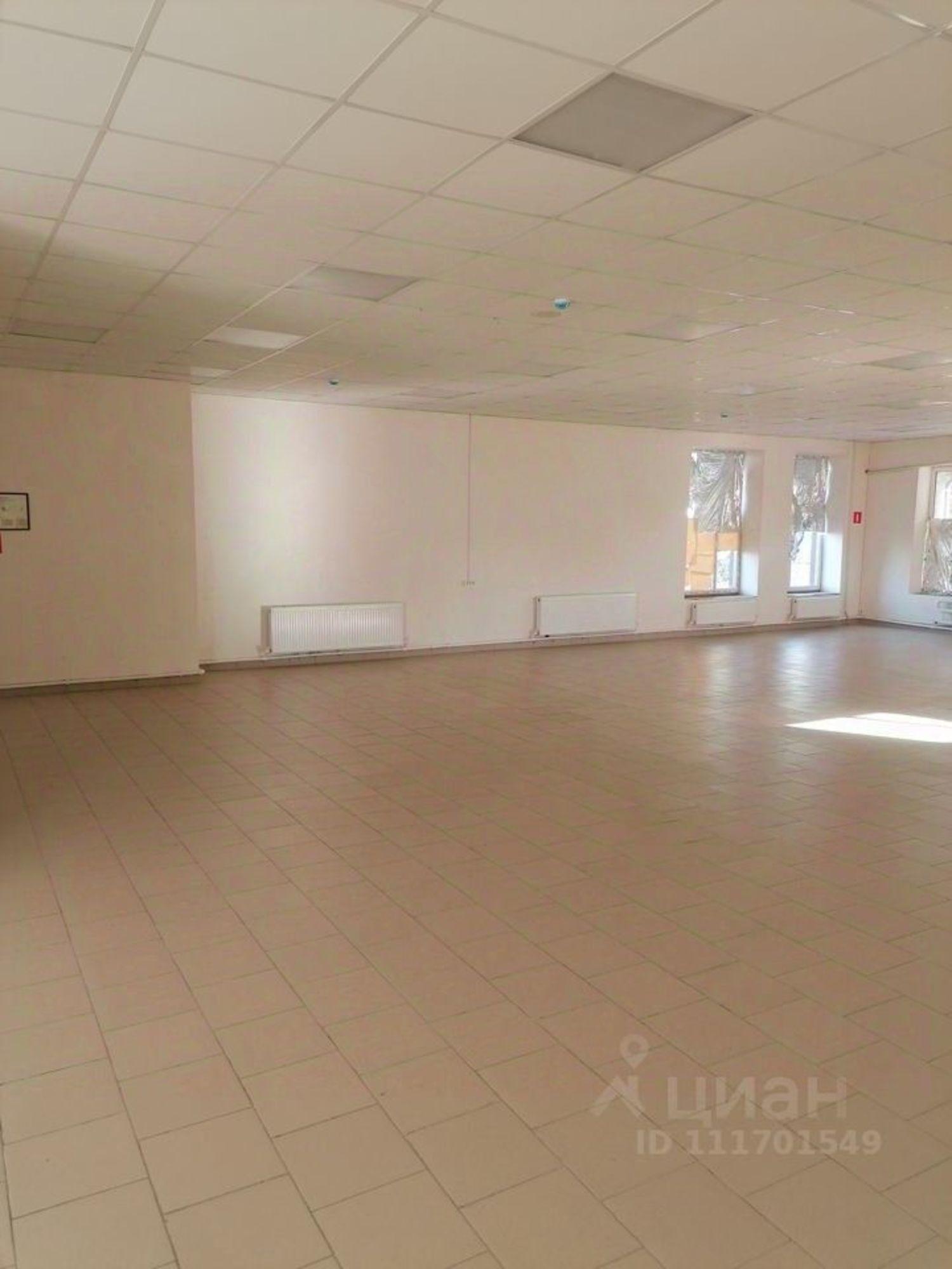 Сдать торговое помещение за 2 370 рублей на улица Ленина, 228