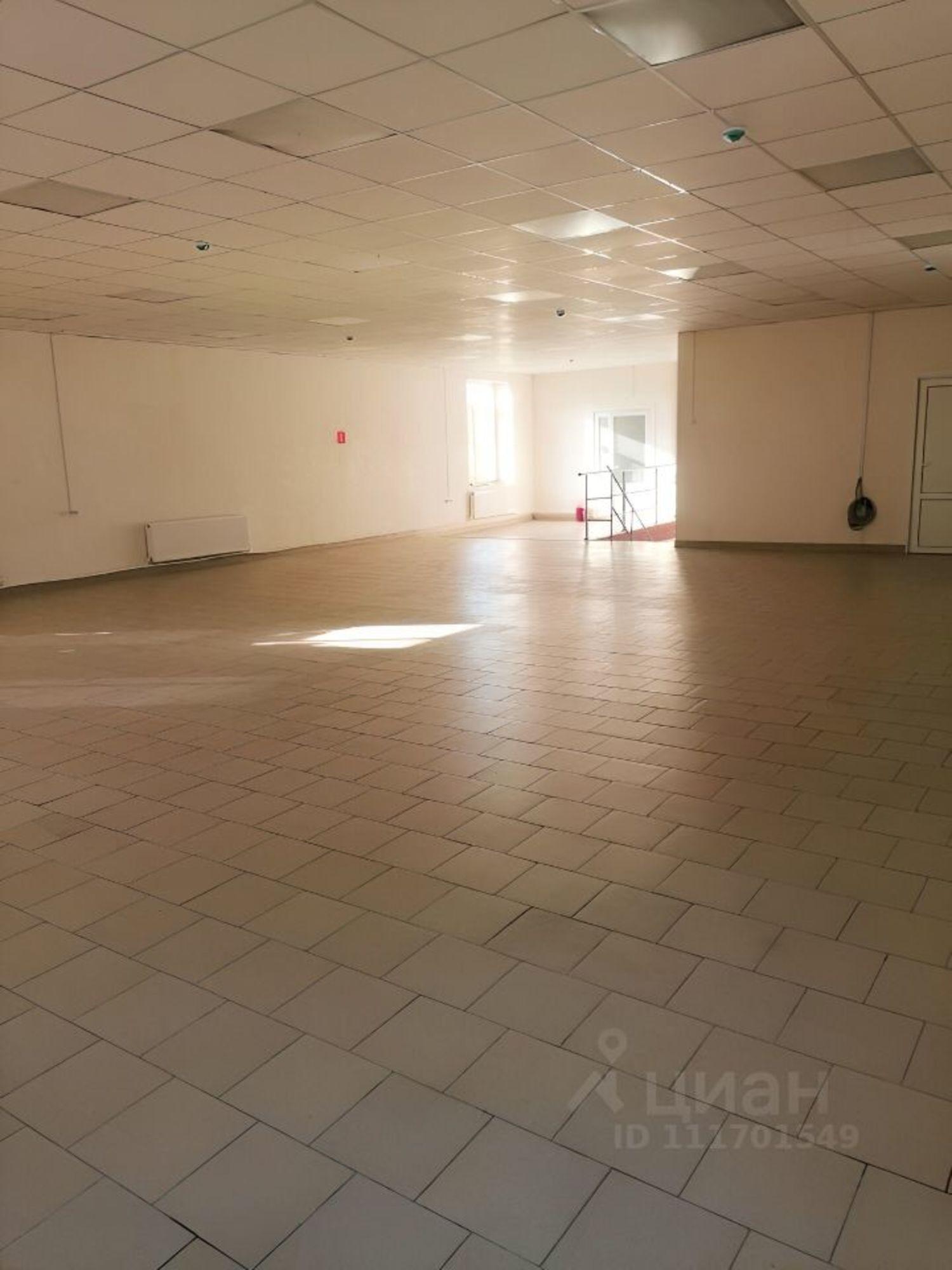 Сдать торговое помещение за 2 370 рублей на улица Ленина, 228