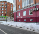 офис 26.7 кв м, этаж -1/6 Хохрякова 10