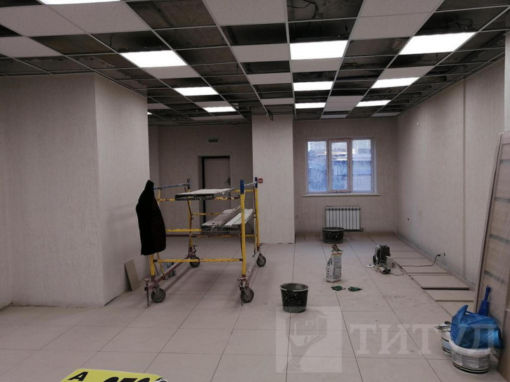 Торговое помещение Центр, Университетский