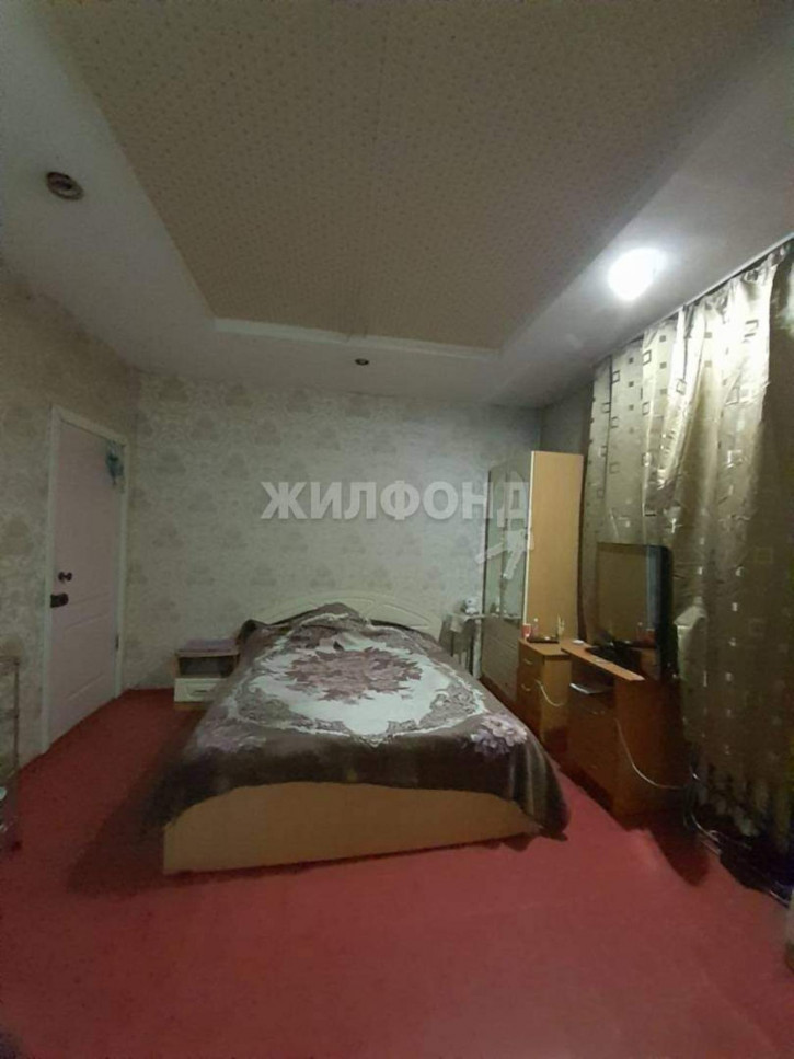 3-комн квартира Красных Партизан улица, д.15