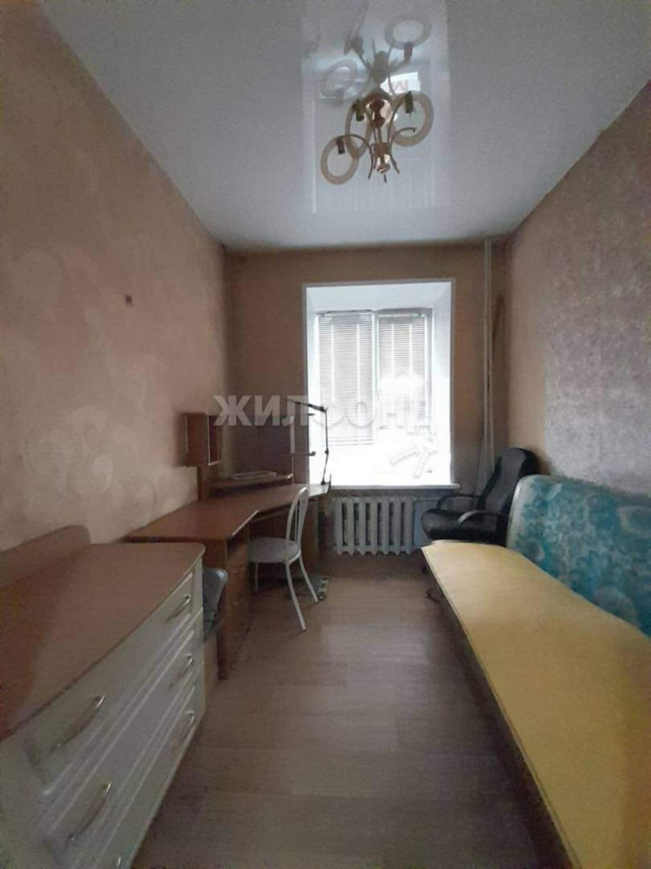 3-комн квартира Красных Партизан улица, д.15