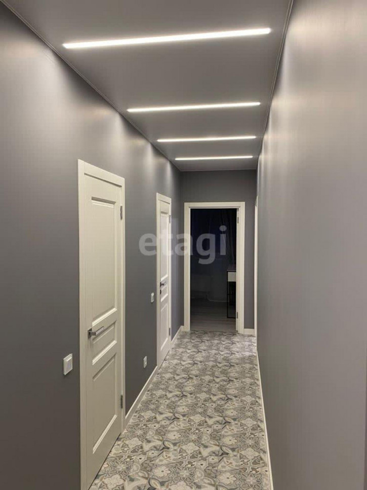 2-комн квартира Эрвье, 38