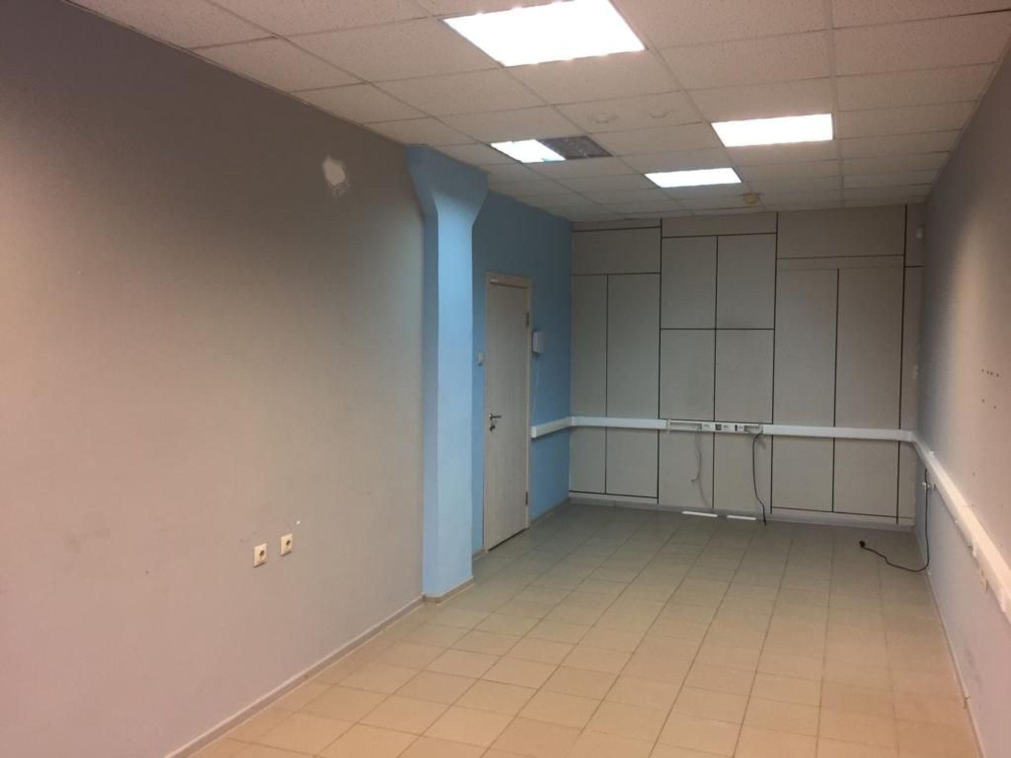Купить помещение свободного назначения за 40 000 000 рублей на ул Московская, 247