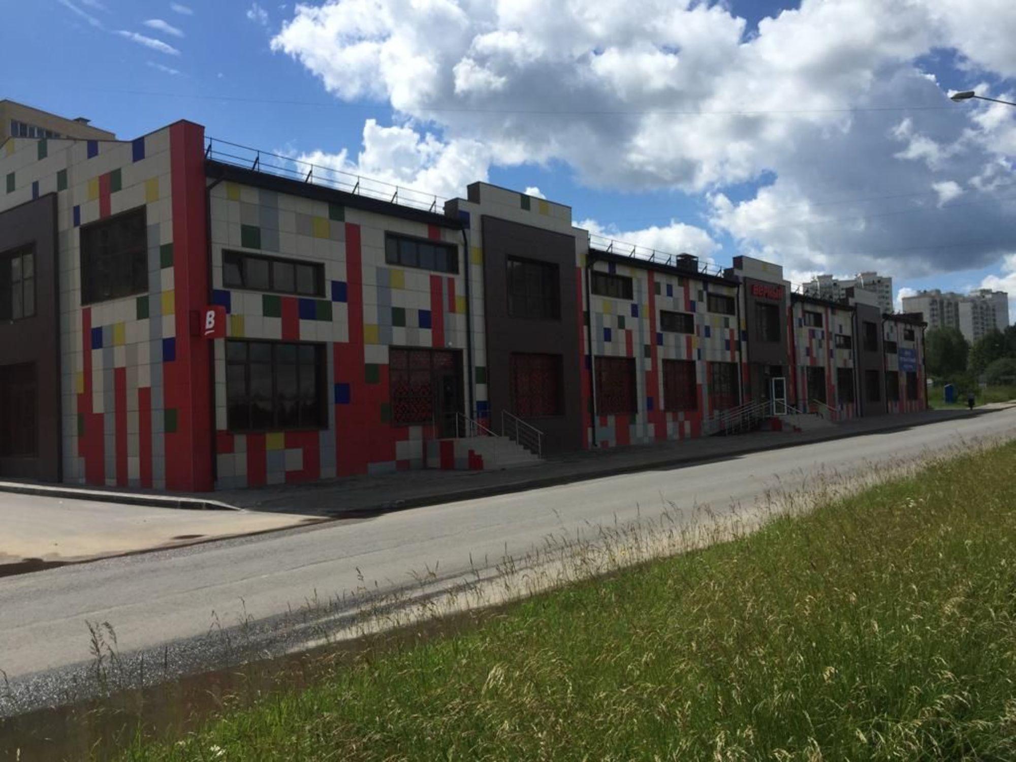 Сдать помещение свободного назначения за 360 000 рублей на Сиреневый