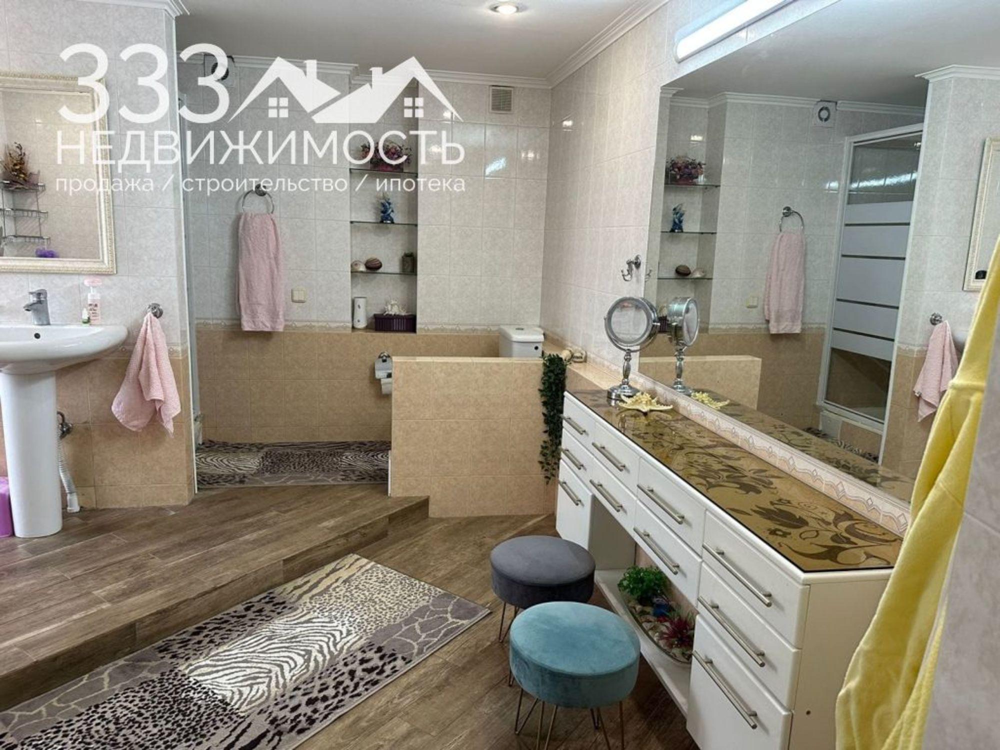 Купить квартиру за 12 300 000 рублей на Тельмана ул, 54