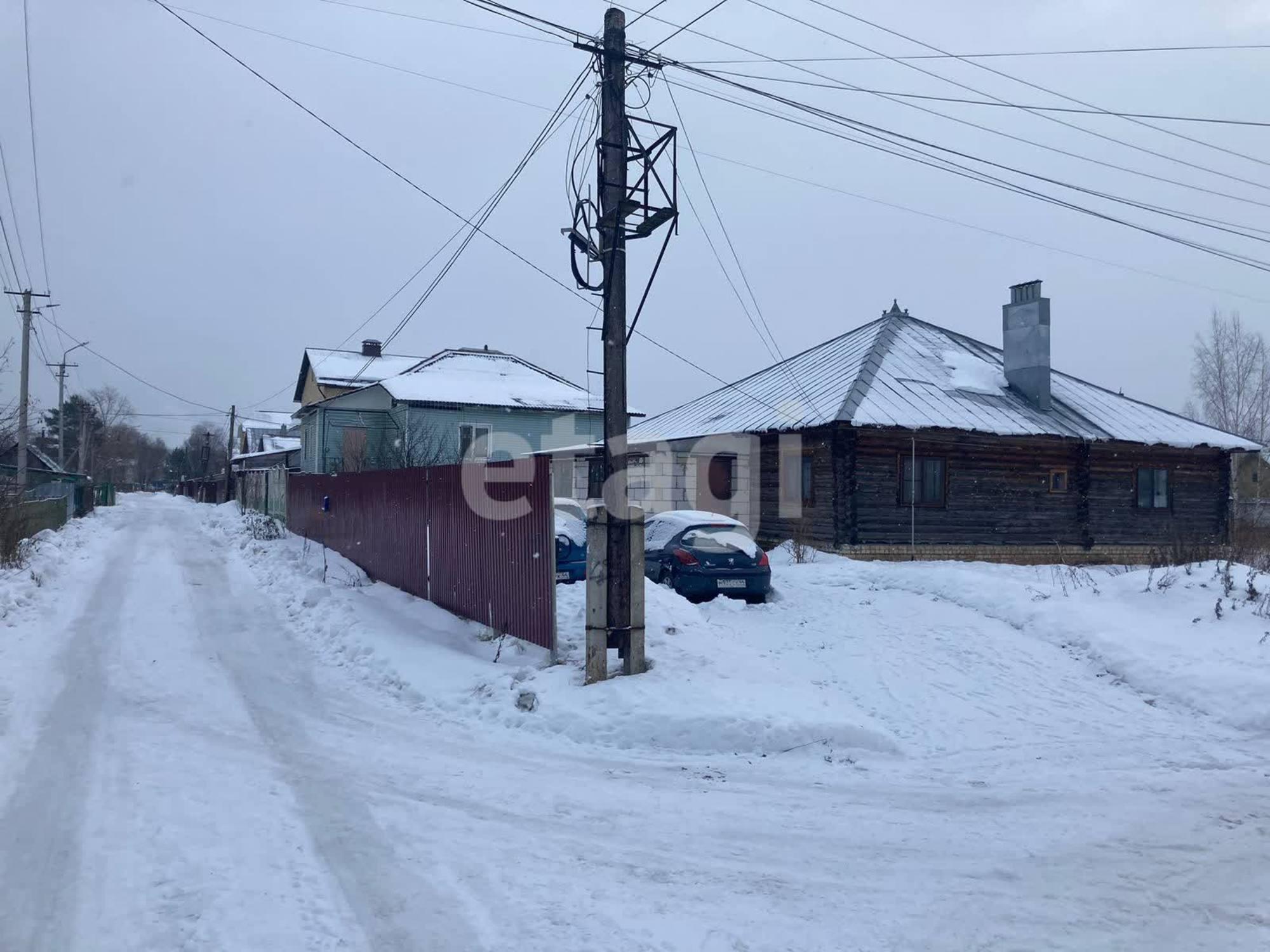 Купить дачу, дом, коттедж за 8 000 000 рублей на Гидростроительная, 43