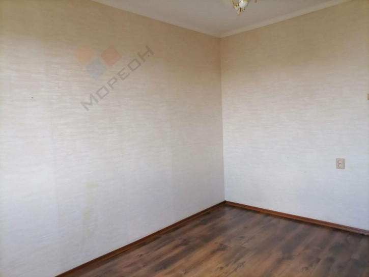 3-комн квартира Уральская ул, 180