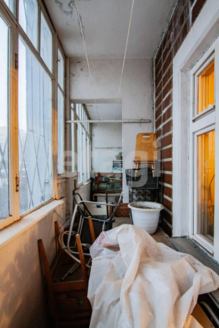 2-комн квартира Войкова, 41