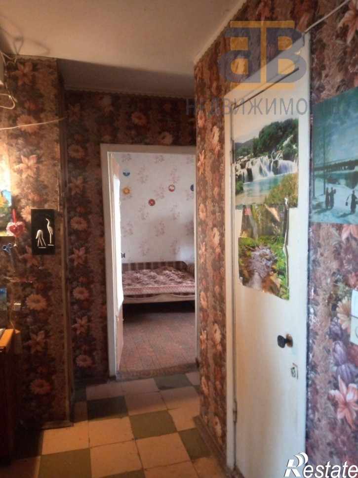 3-комн квартира Хрусталева ул, 149