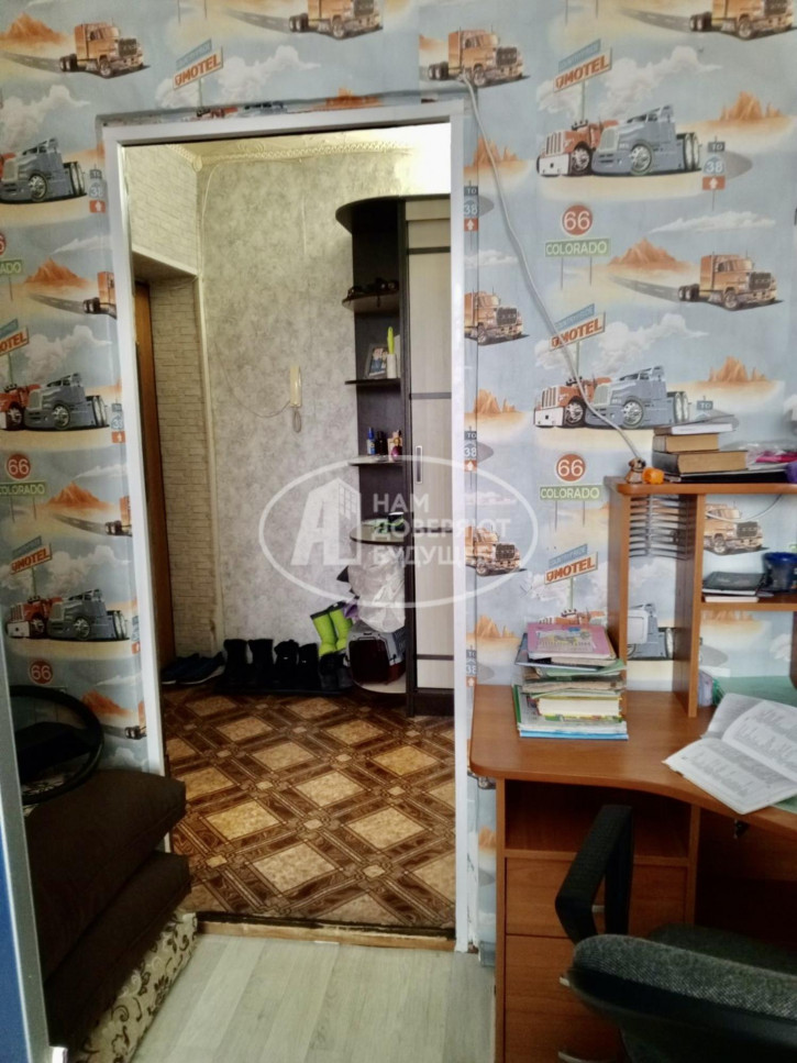 3-комн квартира улица Трясолобова, 75
