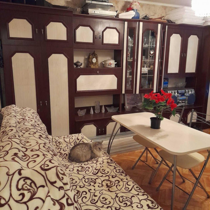 2-комн квартира Генерала Хлебникова ул, 3