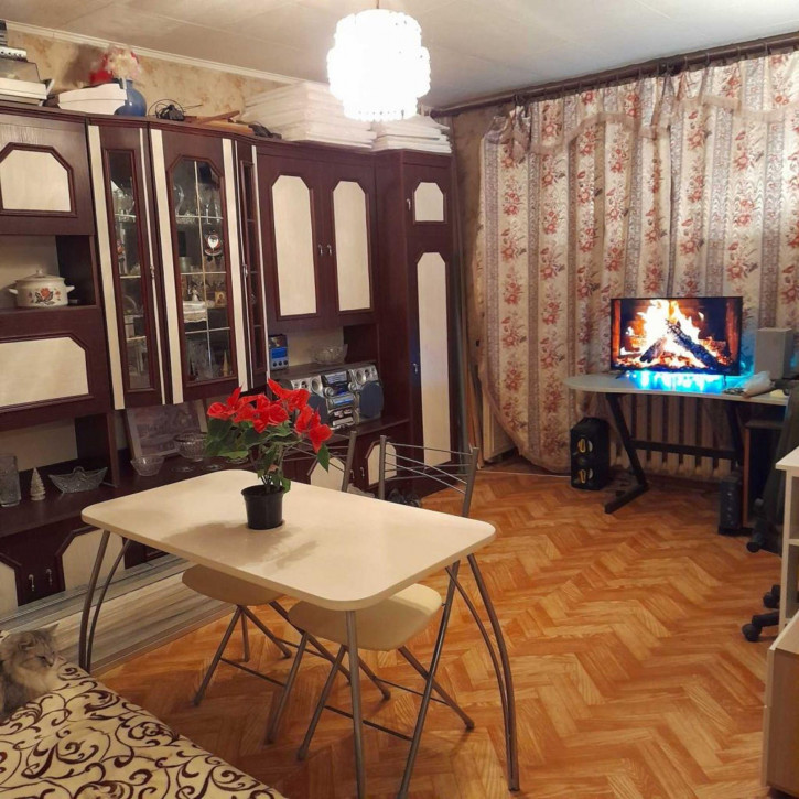 2-комн квартира Генерала Хлебникова ул, 3