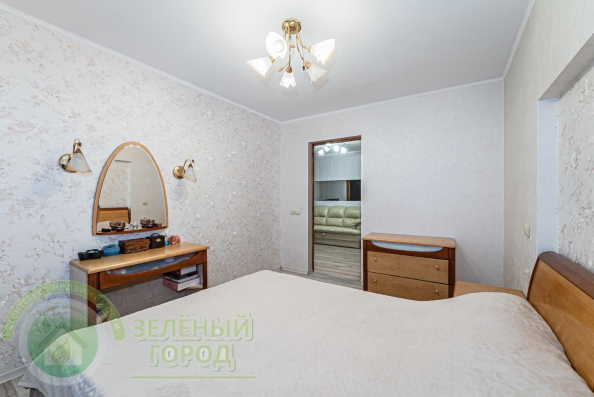 Купить квартиру за 8 000 000 рублей на Сибирякова, 17