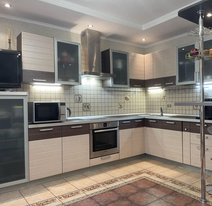 2-комн квартира ул Химиков, 34/1
