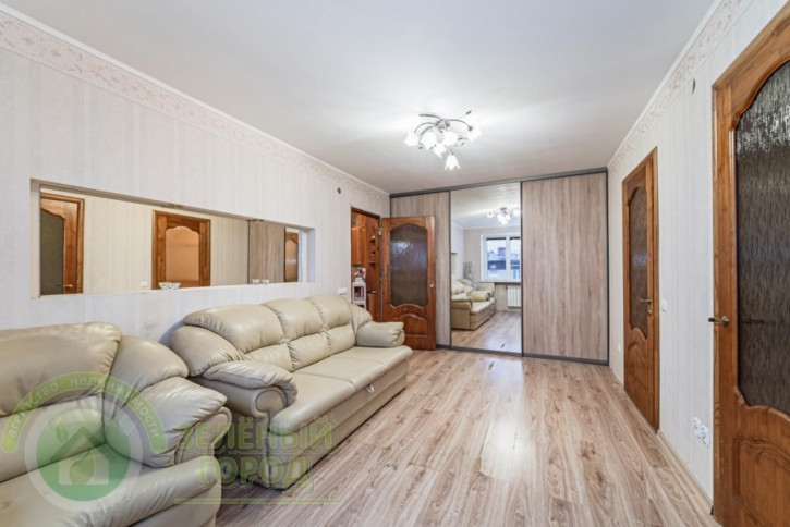 3-комн квартира Сибирякова, 17