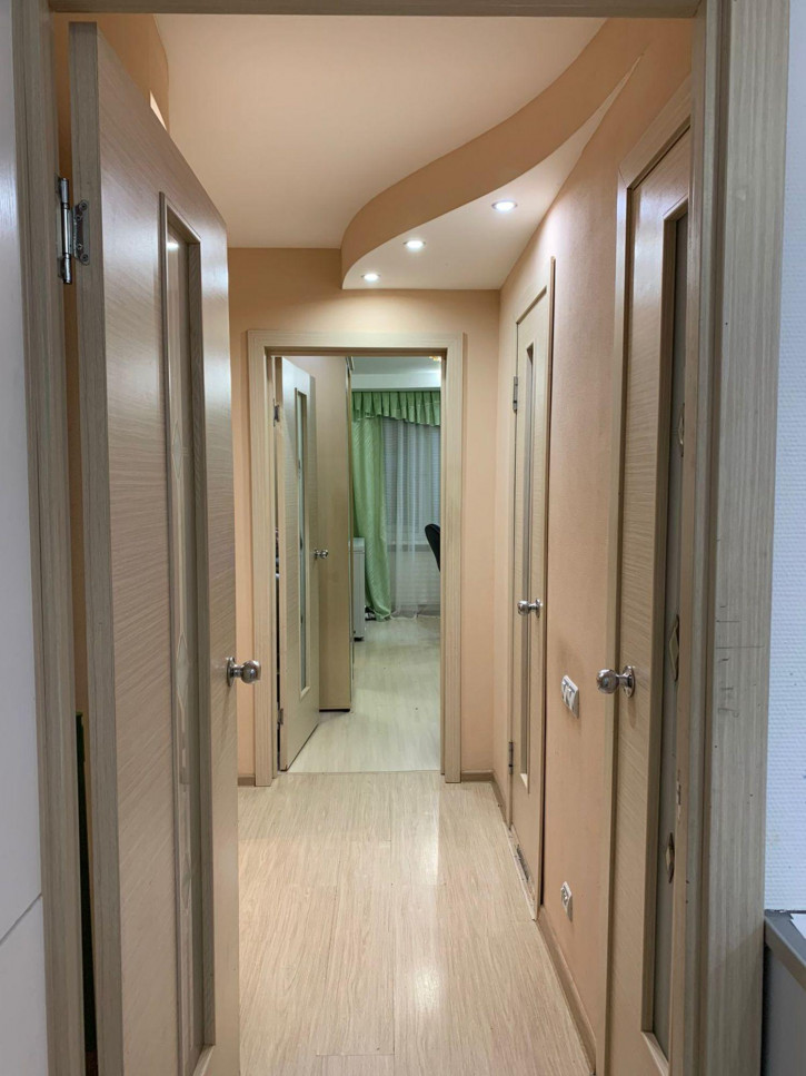 3-комн квартира Дружбы Народов пр-кт, 58