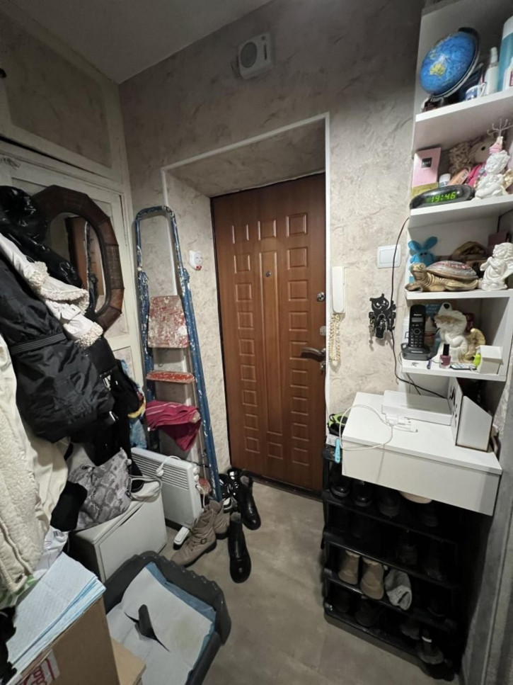 1-комн квартира Белоугольная ул, 12