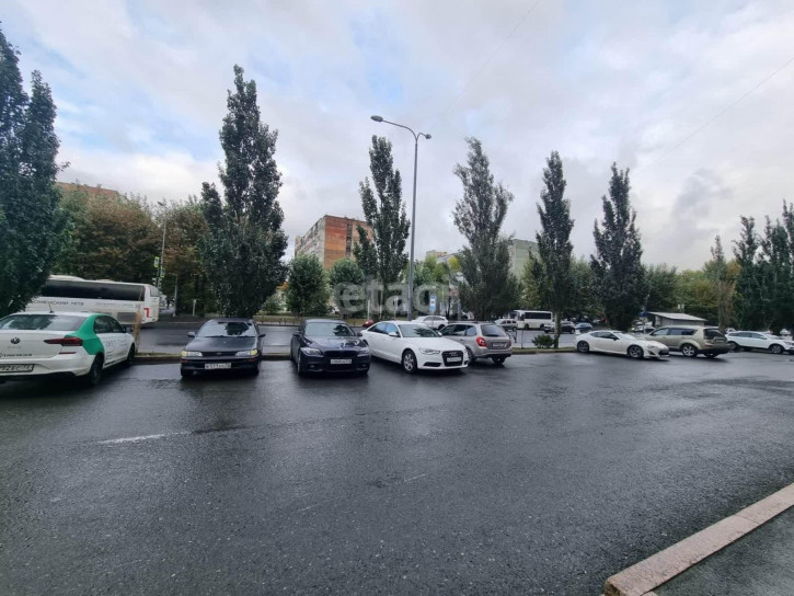 Офис Республики 250б