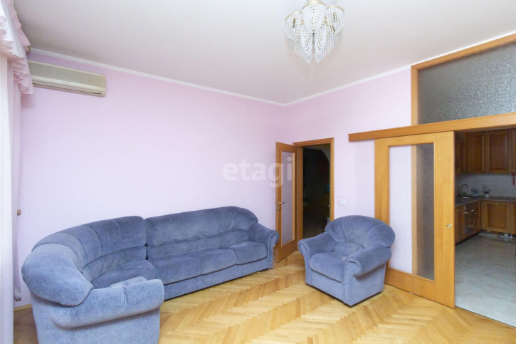 3-комн квартира Шиллера, 46/2