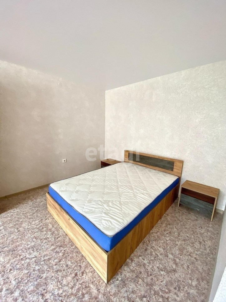 1-комн квартира Василия Гольцова, 10
