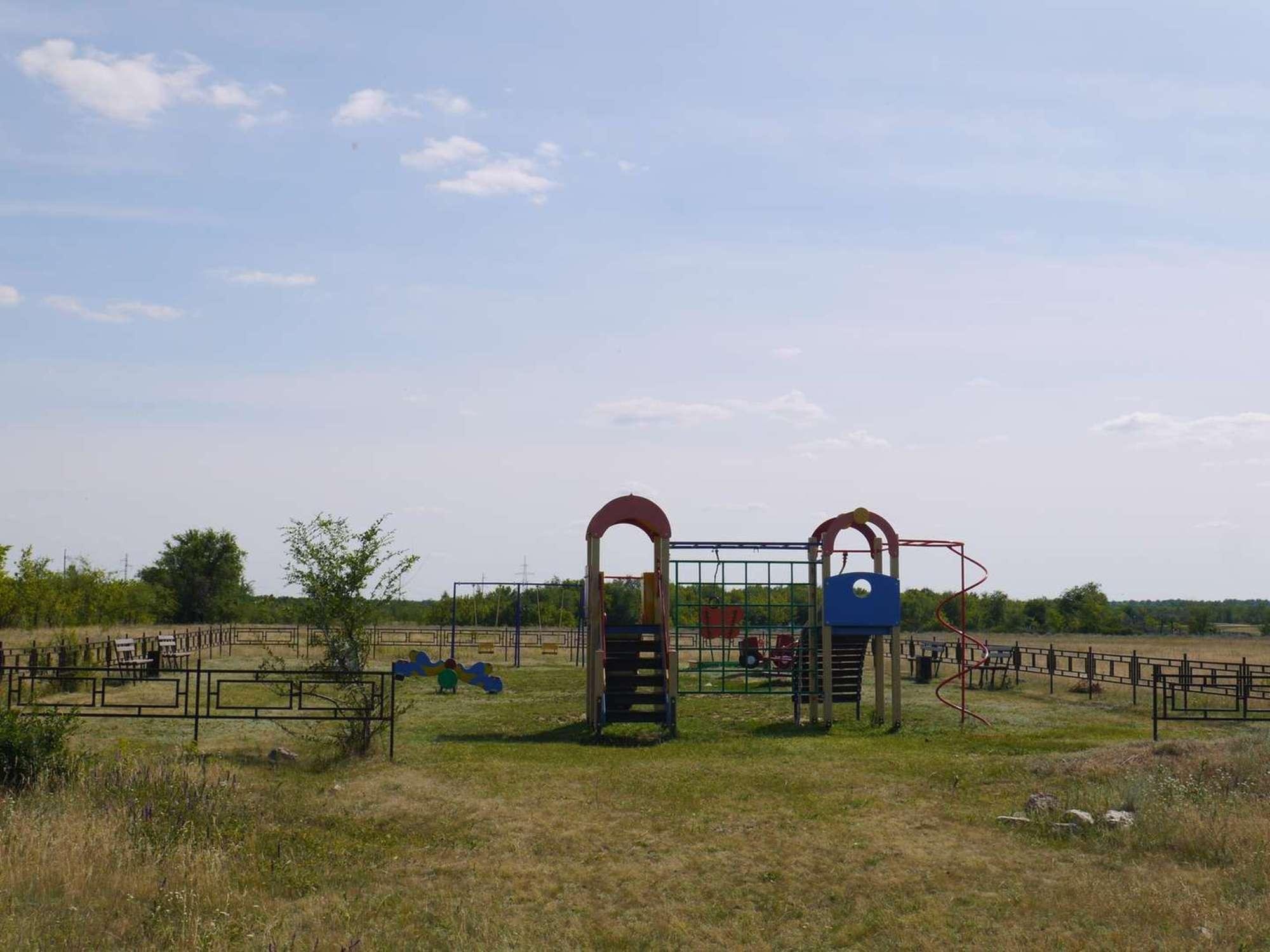 Купить дачу, дом, коттедж за 650 000 рублей на Полевая, 10