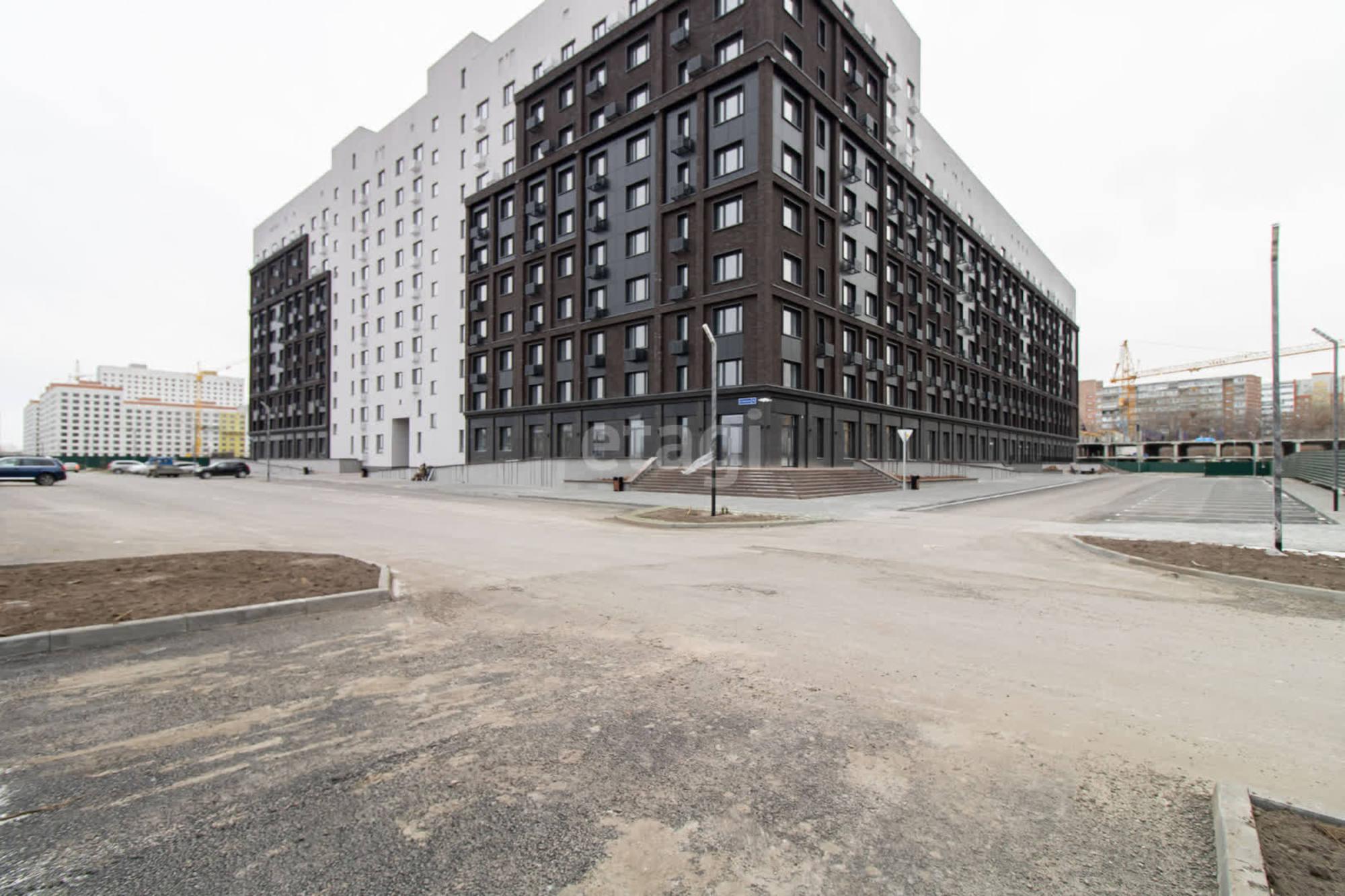 Купить квартиру за 10 500 000 рублей на Новгородская, 14