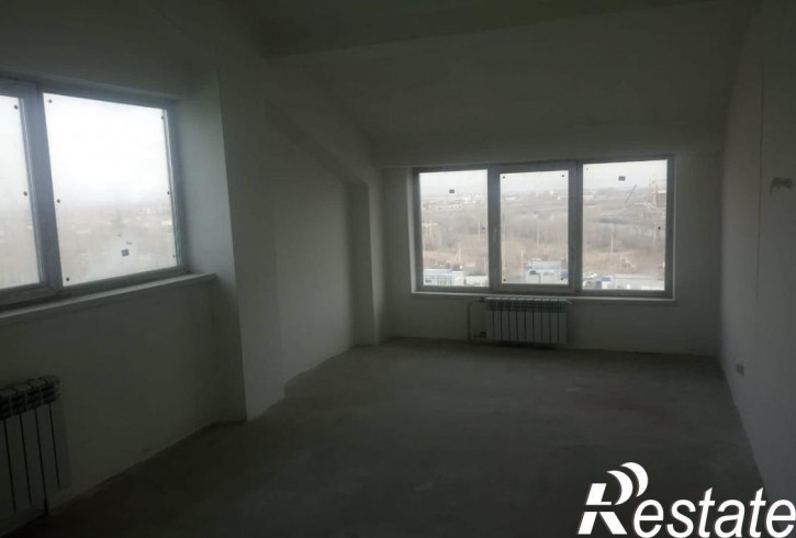 5-комн квартира некрасова , 45