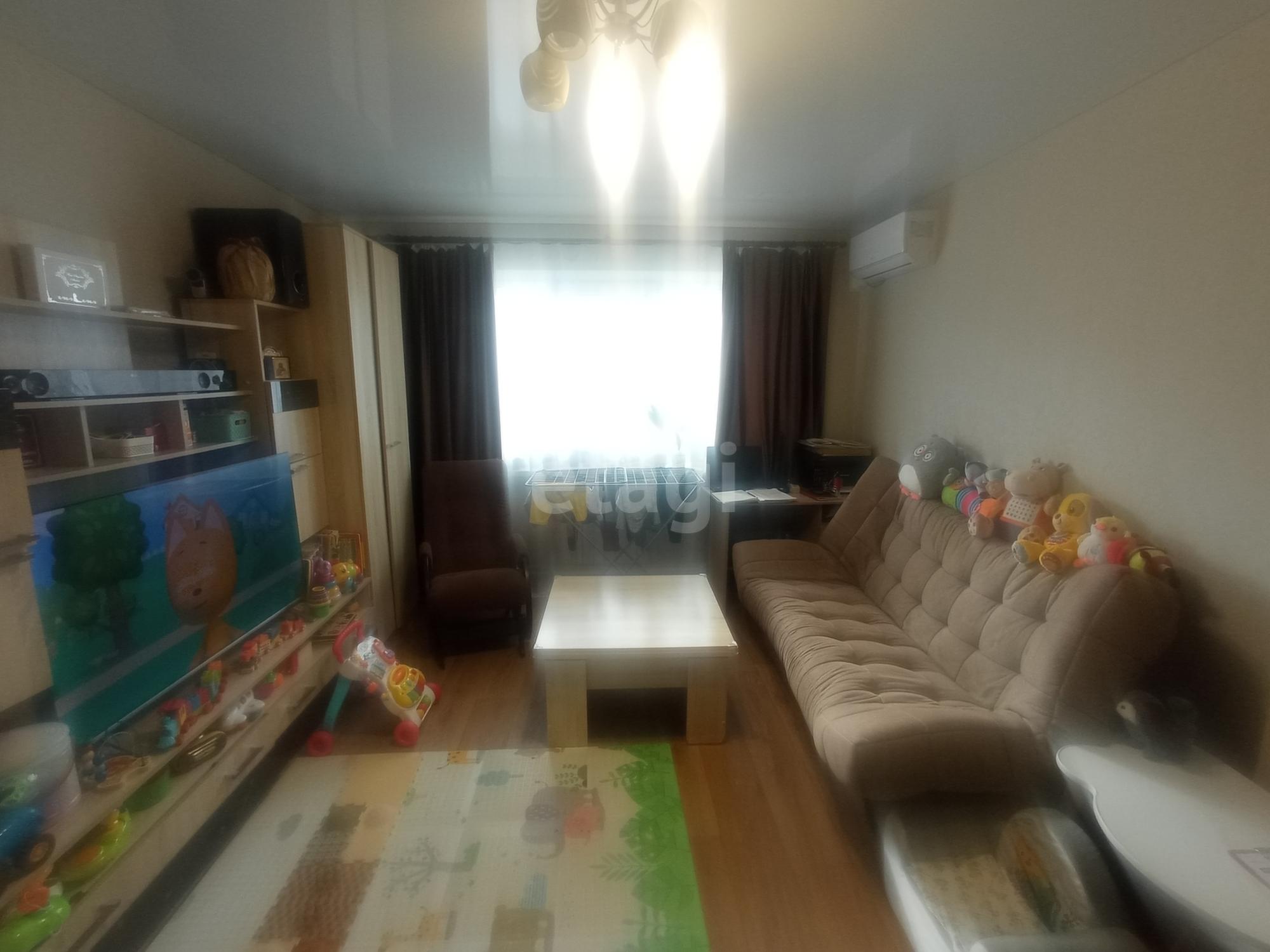 Купить квартиру за 3 070 000 рублей на Венеция мкр., 58