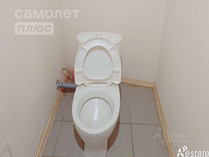 Торговое помещение Ухтинское шоссе, 2,  д. 2
