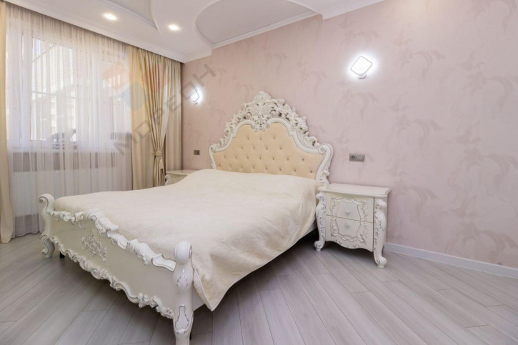 3-комн квартира Писателя Знаменского пр-кт, 34