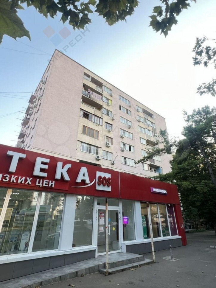4-комн квартира Селезнёва ул, 176