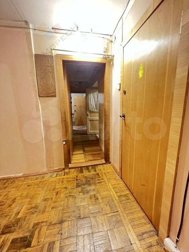 4-комн квартира Селезнёва ул, 176
