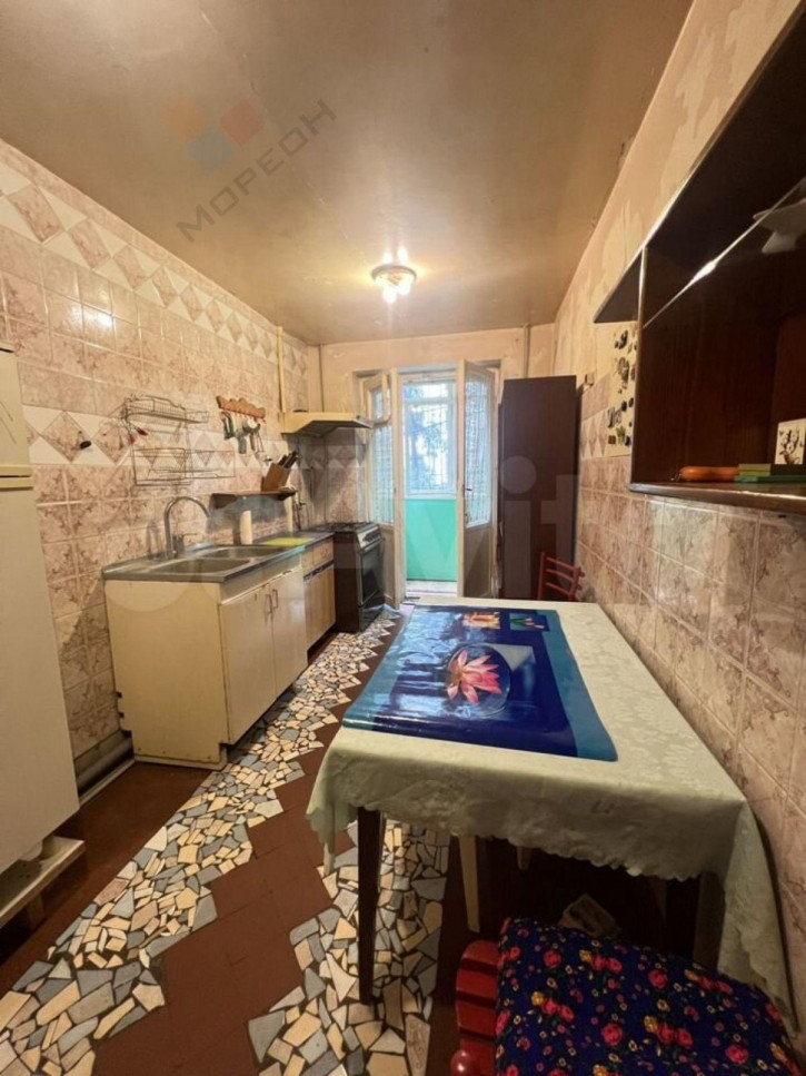 4-комн квартира Селезнёва ул, 176