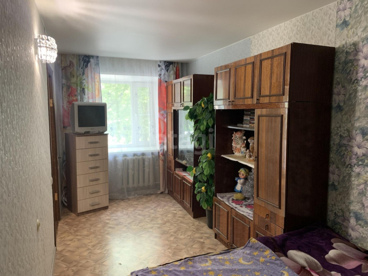 2-комн квартира Димитрова, 2