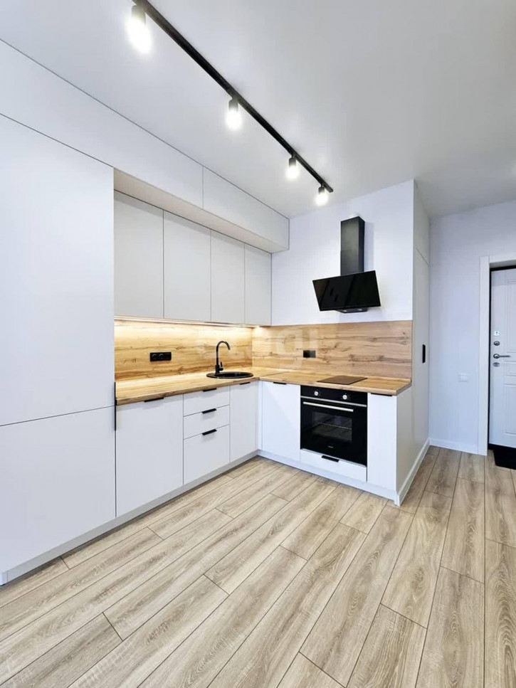 1-комн квартира Республики, 204/10