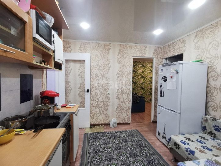 Комната Республики, 229