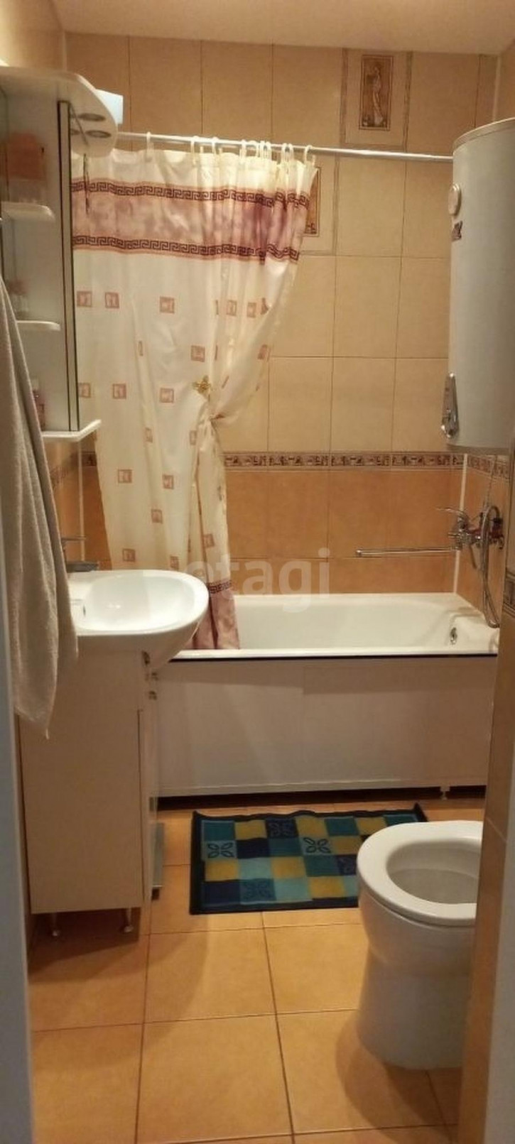 4-комн квартира Циолковского, 9