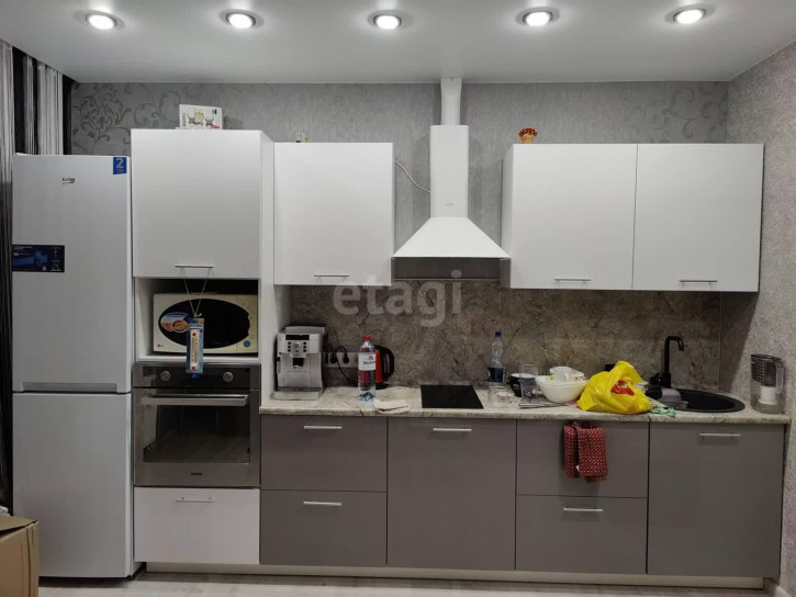 2-комн квартира Широтная, 129/4
