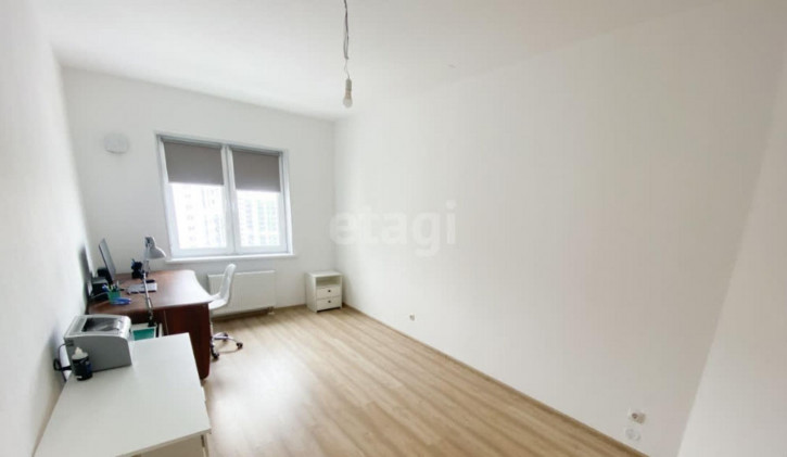 3-комн квартира Академика Сахарова проспект, 29 к 4