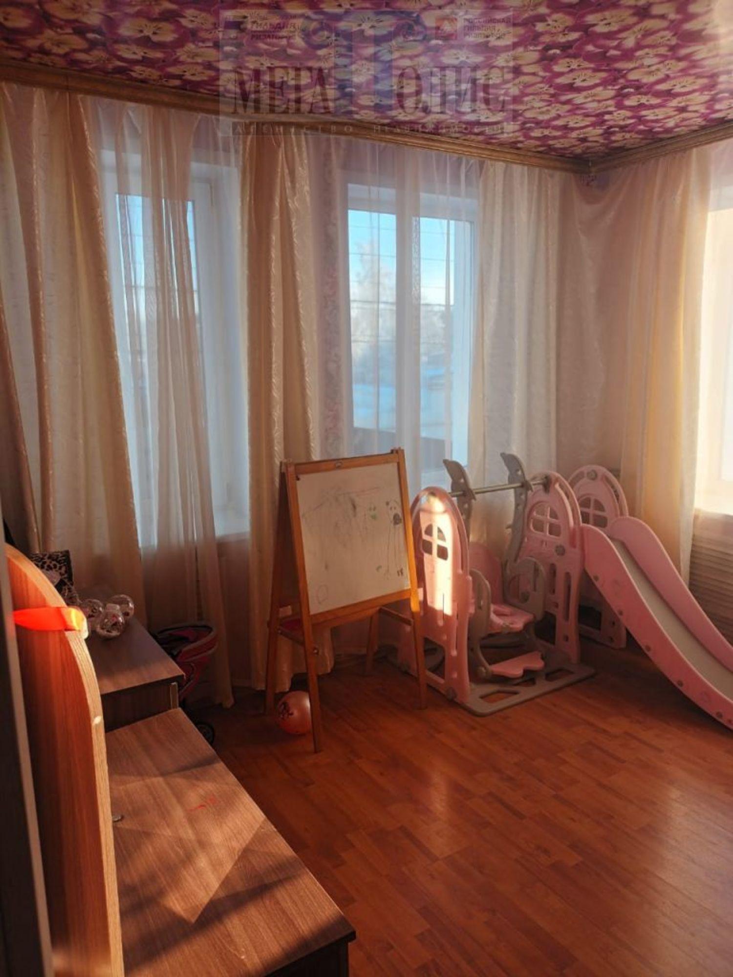 Купить дачу, дом, коттедж за 3 550 000 рублей на Южная, 39
