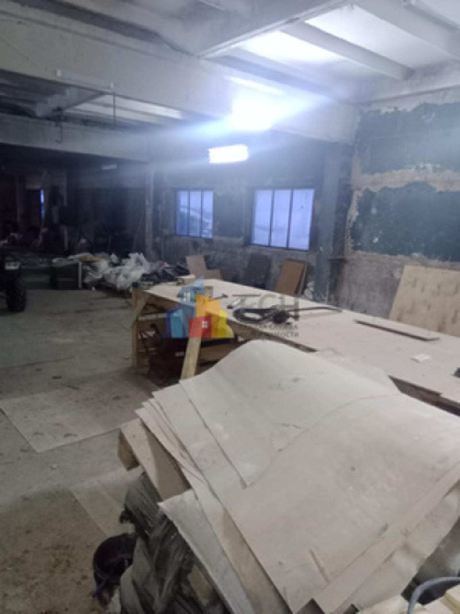 Купить производственную площадь за 12 000 000 рублей на Новогуровский рп, Железнодорожная ул