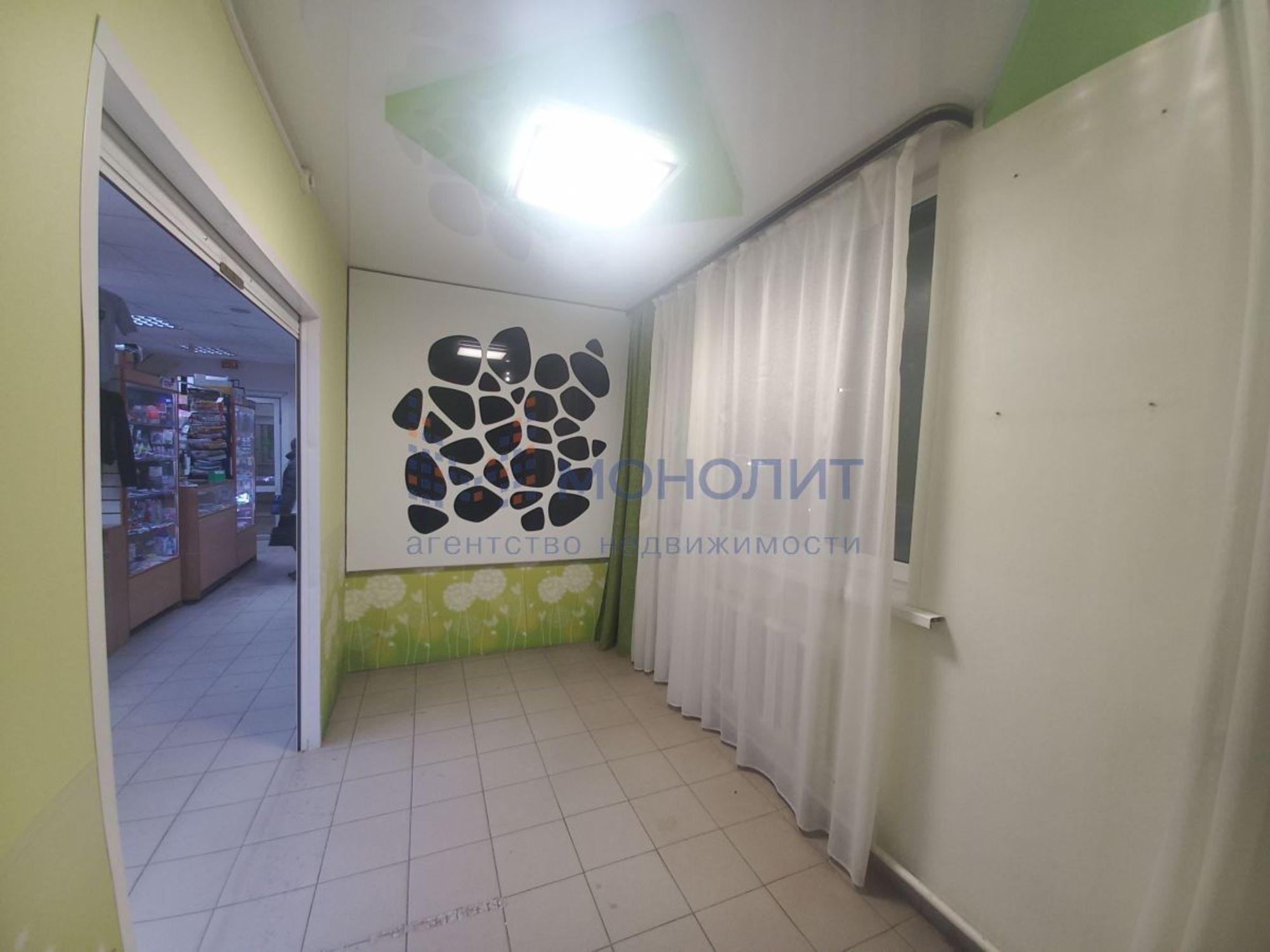 Сдать торговое помещение за 150 000 рублей на Карла Маркса ул, 8А