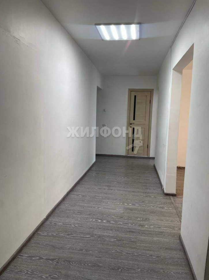 3-комн квартира Крылова улица, д.1а